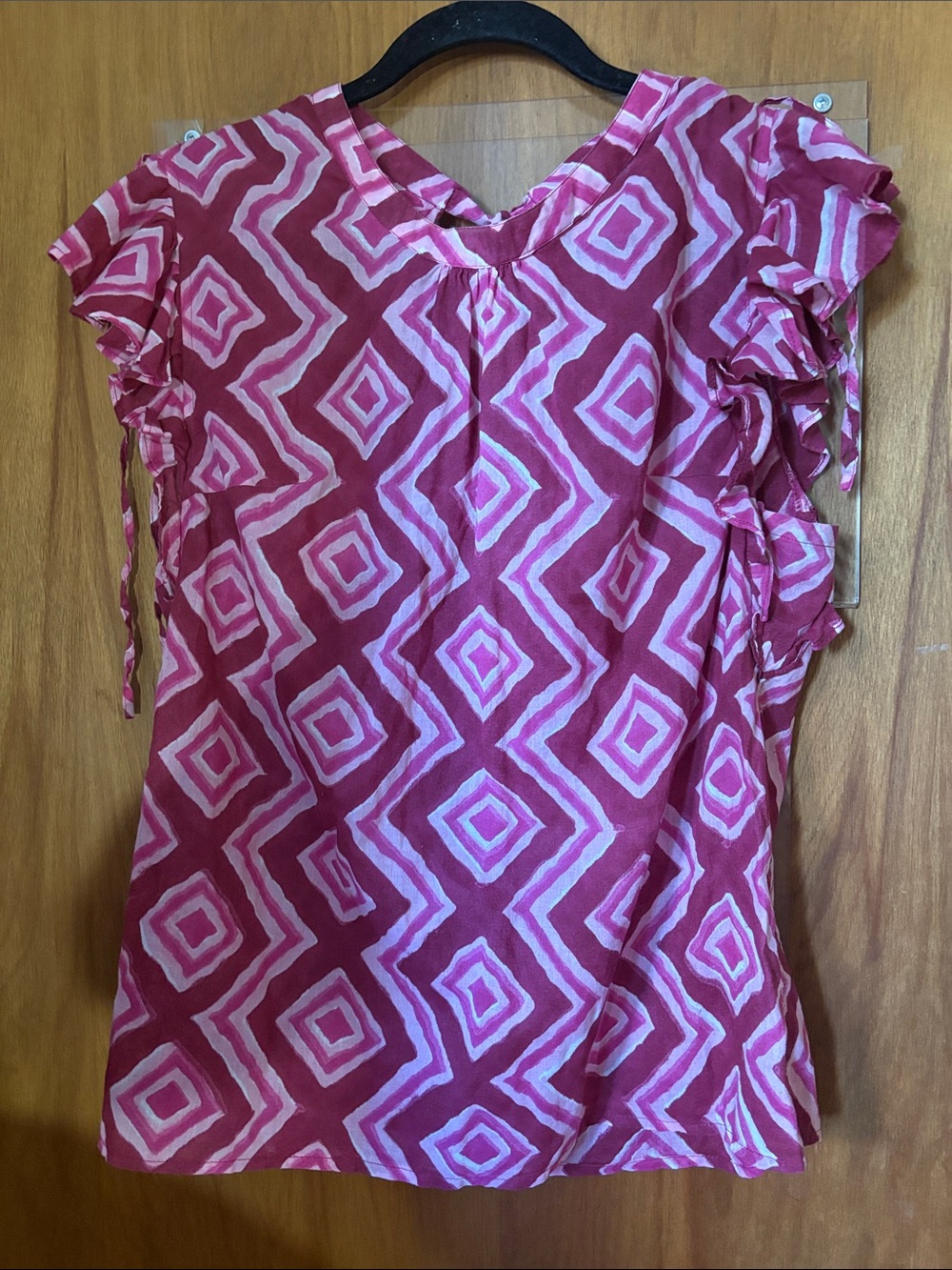 Banjanan Women’s Pink Geometric Ruffle Sleeve Top